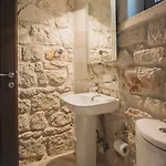 Stone Made Private Pool 3 Holiday home