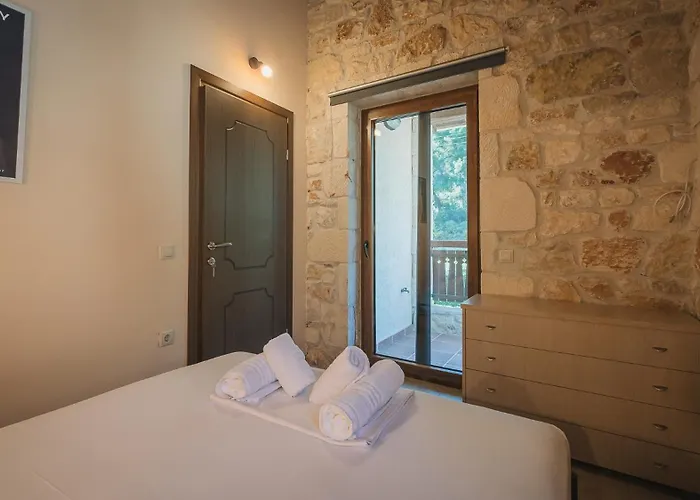 Stone Made Private Pool Villa 3 Kriopigi Сasa de vacaciones Kriopigi