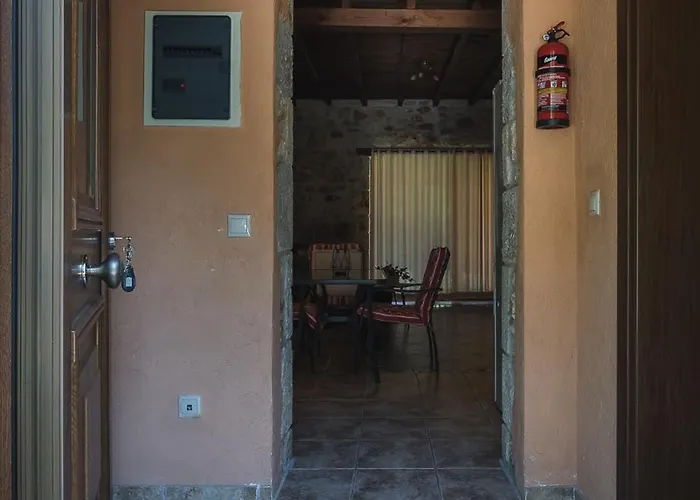 Сasa de vacaciones Stone Made Private Pool Villa 3 Kriopigi