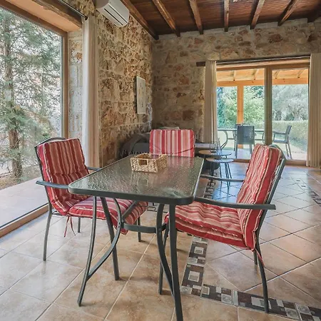 Tatil Evi Stone Made Private Pool Villa 3 Kriopigi