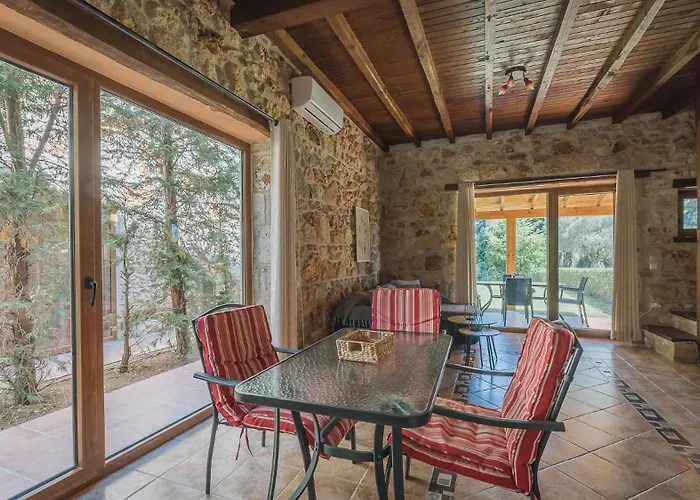 Tatil Evi Stone Made Private Pool Villa 3 Kriopigi *