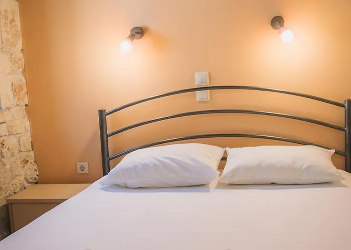 Stone Made Private Pool Villa 3 Kriopigi