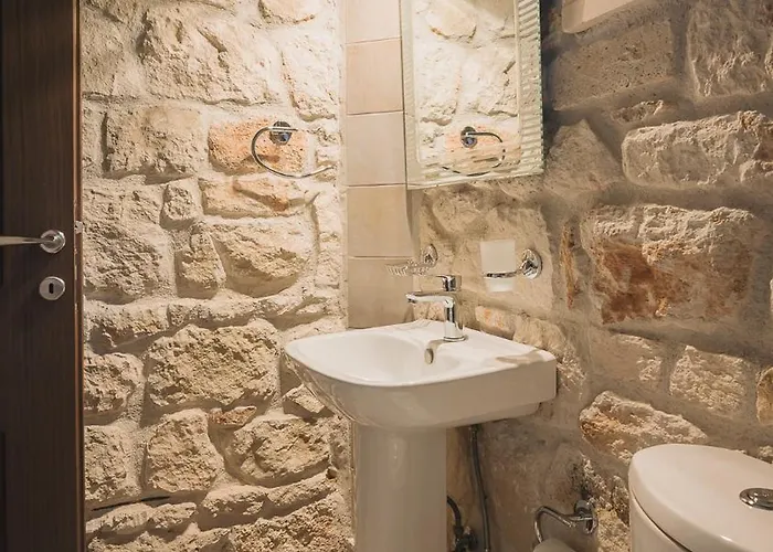 Stone Made Private Pool Villa 3 Kriopigi Tatil Evi